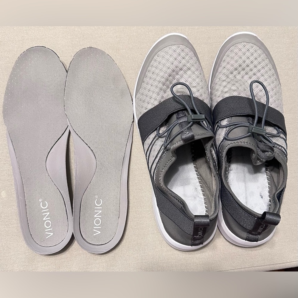 Excellent used condition - Vionic sneakers - Sz 10